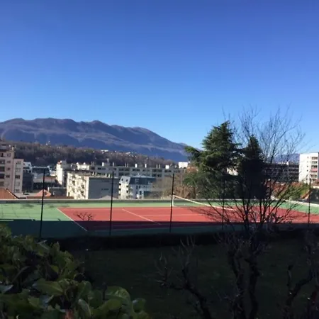 T1 Bis Confortable, Animaux Acceptes, Balcon, Parking Inclus - Fr-1-555-76 Appartamento *